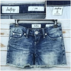 DayTrip Lynx Jeans Shorts Size 24